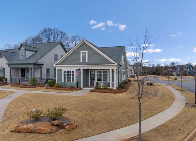 Property at 226 Tuttle St, Clemson, SC 29631, 3 beds, 2 baths