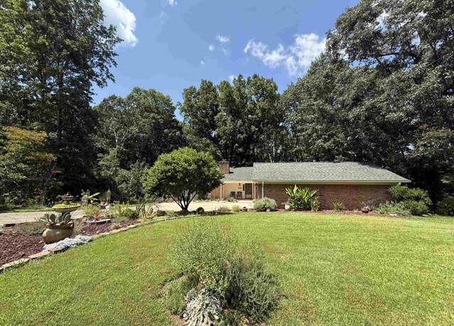 Property at 223 Covington Rd, Greenville, SC 29617-2007, 3 beds, 2 baths