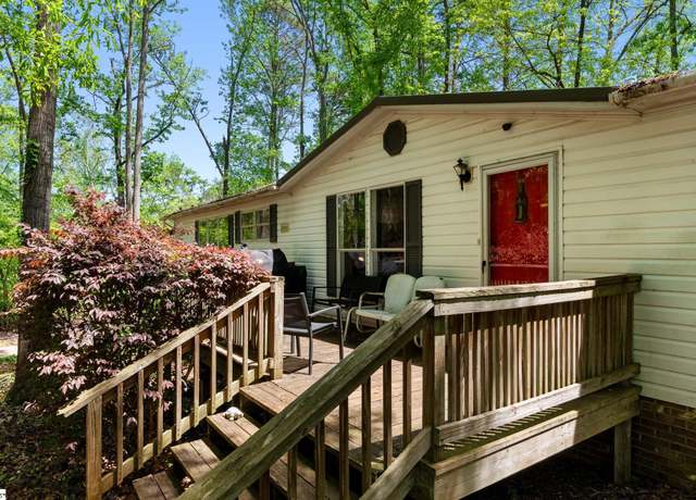 Property at 206 Southwind Way, Greer, SC 29651, 3 beds, 2 baths
