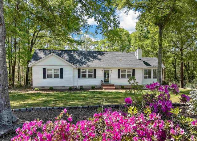 Property at 521 Harrison Rd, Roebuck, SC 29376, 3 beds, 1 bath