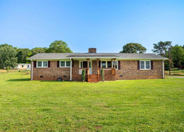 Property at 320 Edwards Store Rd, Lyman, SC 29365, 3 beds, 2 baths
