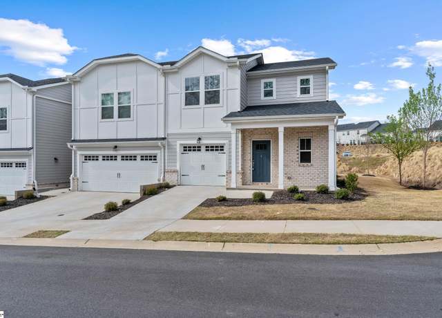 Property at 9 Lettner Dr, Greenville, SC 29607, 3 beds, 2.5 baths