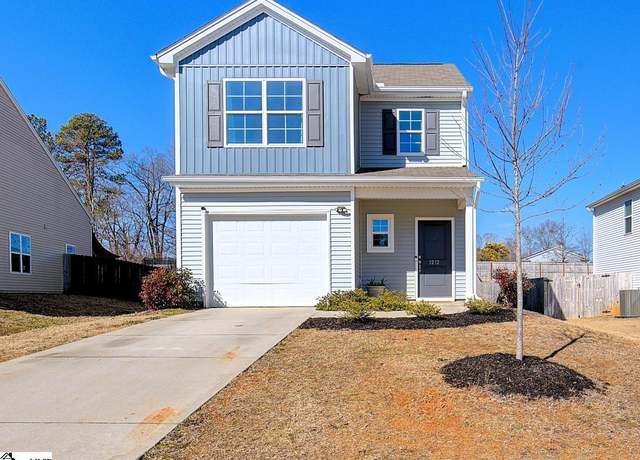 Property at 1212 Paramount Dr, Lyman, SC 29365, 3 beds, 2.5 baths
