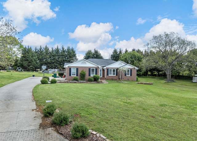 Property at 110 Miller Springs Dr, Moore, SC 29369, 3 beds, 2 baths
