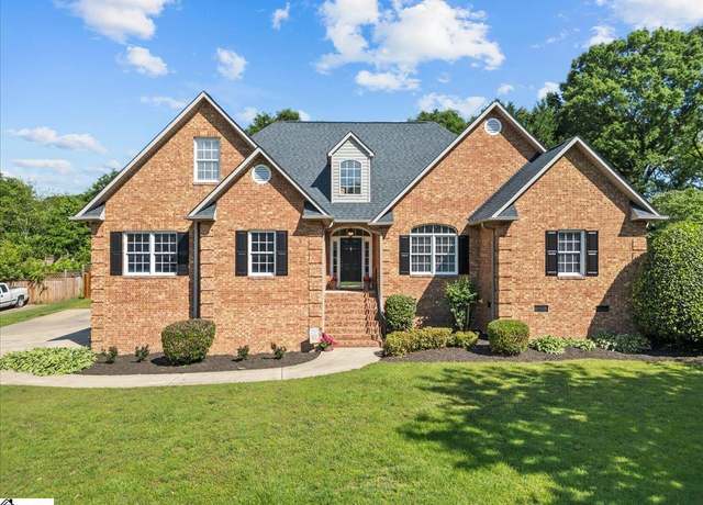 Property at 110 Red Maple Cir, Easley, SC 29642, 3 beds, 2 baths