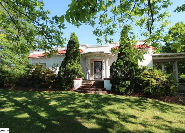 Property at 1126 Locust Hill Rd, Greer, SC 29651, 2 beds, 2 baths
