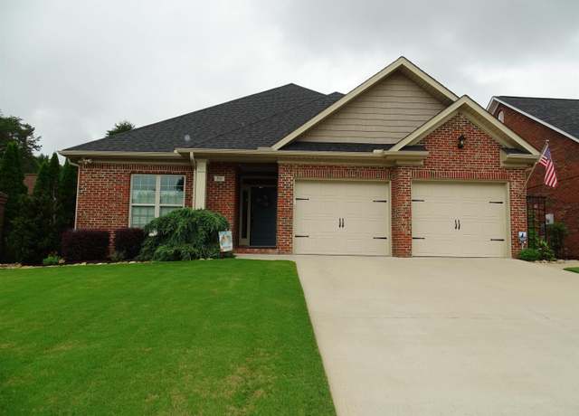 Property at 811 White Magnolia Dr, Inman, SC 29349, 3 beds, 2 baths