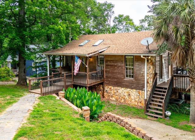 Property at 5028 Patterson Rd, Anderson, SC 29625, 4 beds, 2 baths