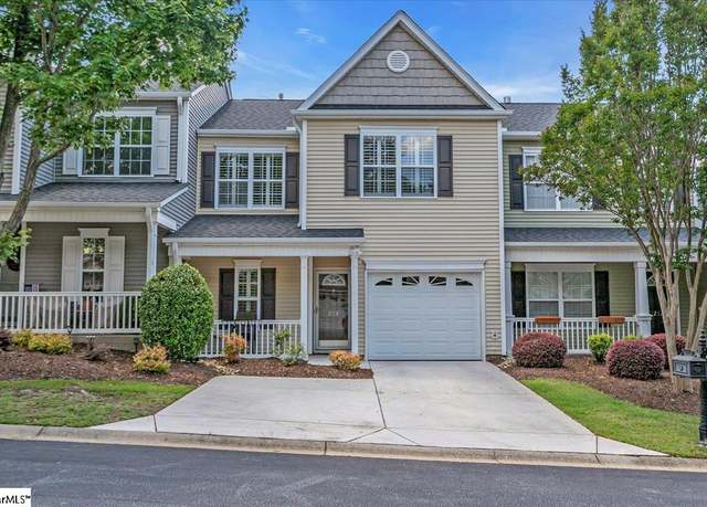 Property at 214 Cedar Crossing Ln, Greenville, SC 29650, 3 beds, 2.5 baths
