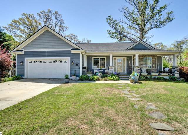 Property at 21 Martin Dr, Greenville, SC 29617-6732, 4 beds, 3 baths