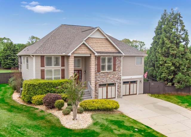 Property at 10 Croydon Way, Greenville, SC 29609, 5 beds, 3 baths