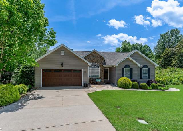 Property at 315 Winding Brook Ct, Greenville, SC 29617, 5 beds, 3 baths