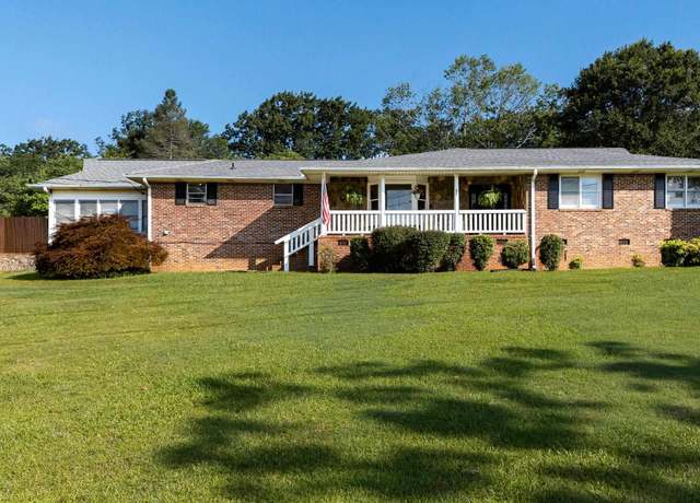 Property at 307 Pine Forest Rd, Travelers Rest, SC 29690, 4 beds, 3 baths