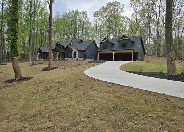Property at 192 Graylyn Dr, Anderson, SC 29621, 6 beds, 3.5 baths