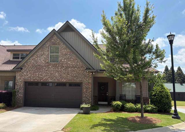 Property at 9 Sweetspire Ln, Simpsonville, SC 29681, 3 beds, 2.5 baths