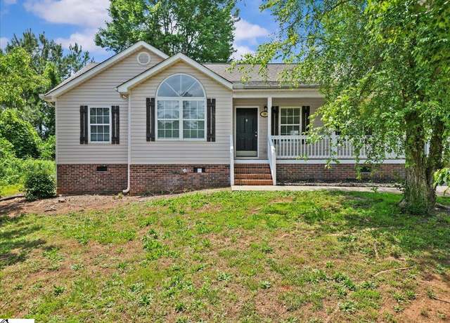 Property at 514 Habersham Ln, Easley, SC 29642, 3 beds, 2 baths