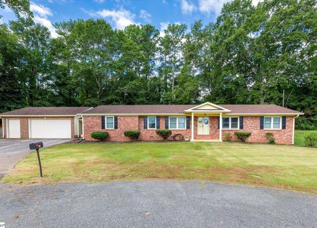 Property at 104 Mcgee Ct, Anderson, SC 29621, 3 beds, 2 baths