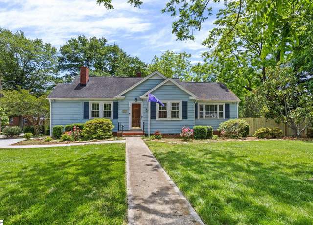 Property at 321 Ackley Rd, Greenville, SC 29607, 3 beds, 2.5 baths