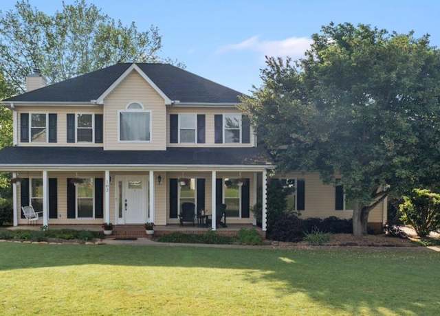Property at 102 Laurens Ct, Anderson, SC 29621, 4 beds, 2.5 baths