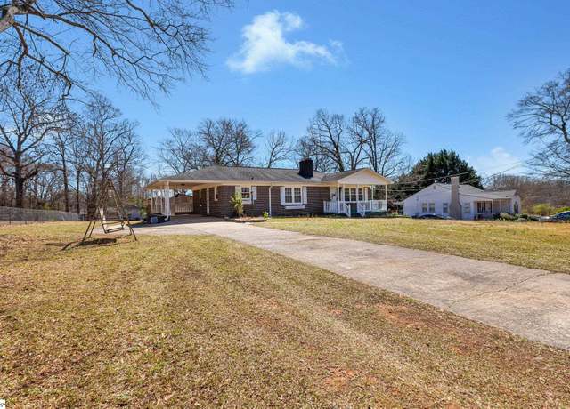Property at 735 S Line Street Ext, Greer, SC 29651, 3 beds, 2 baths