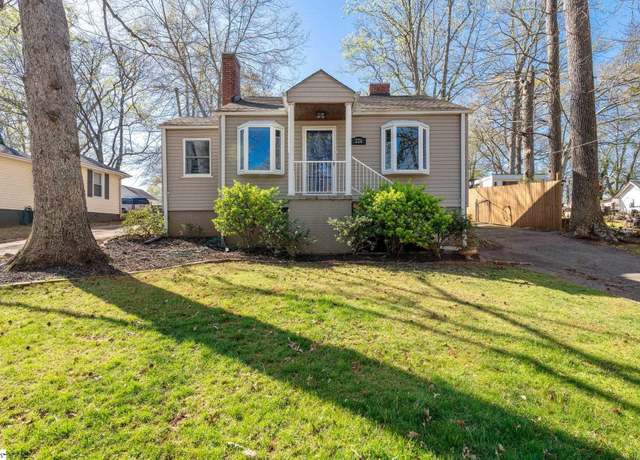Property at 226 Rogers Ave, Greenville, SC 29617, 3 beds, 1 bath