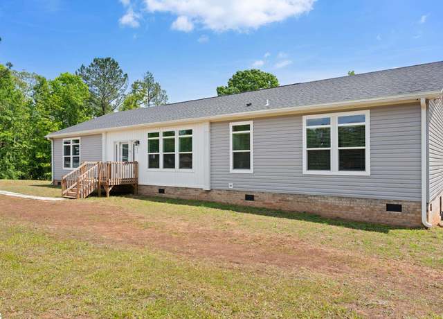 Property at 550 Boyds Mill Pond Rd, Laurens, SC 29360, 3 beds, 2 baths