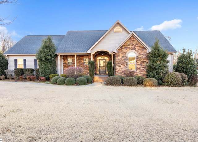 Property at 4 Forest Glenn Ct, Pelzer, SC 29669, 3 beds, 2 baths