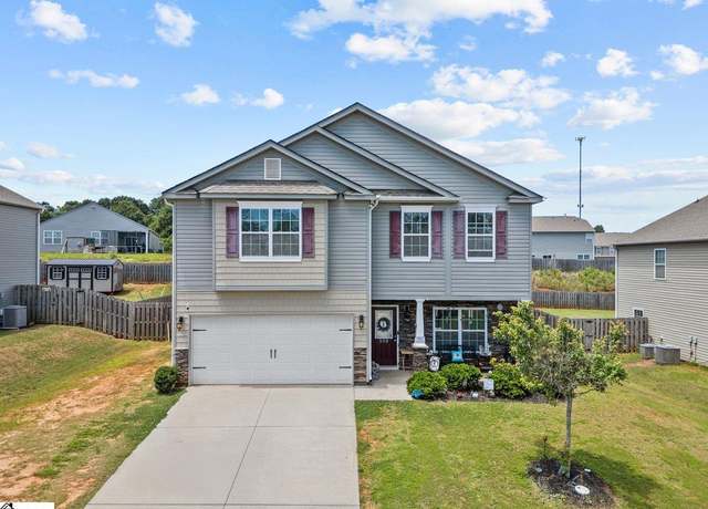 Property at 559 Falls Cottage Run, Boiling Springs, SC 29316, 4 beds, 2.5 baths