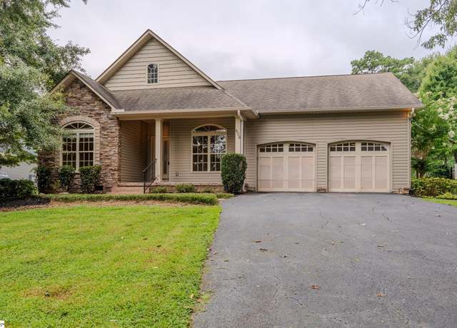 Property at 408 S Bomar Ave, Landrum, SC 29356, 3 beds, 2.5 baths