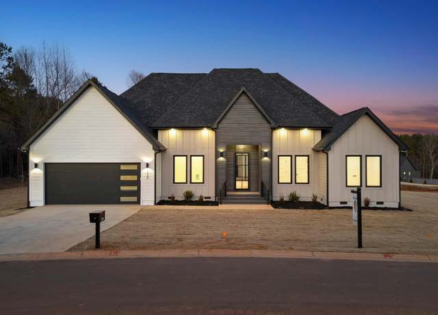 Property at 729 New South Ct, Wellford, SC 29385, 4 beds, 3.5 baths