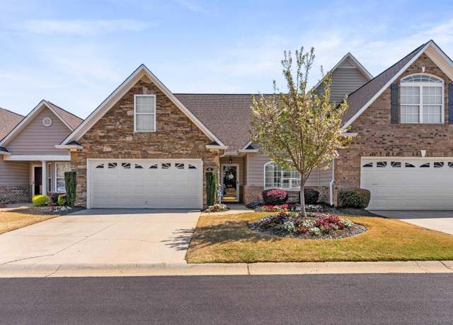 Property at 425 Falling Rock Way, Greenville, SC 29615, 4 beds, 2.5 baths