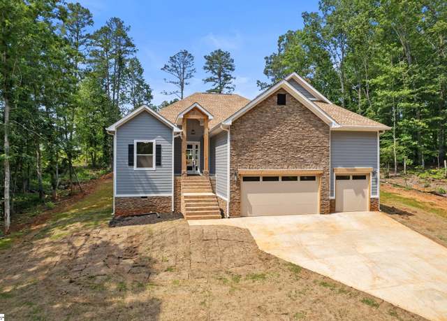 Property at 2705 Brook Hollow Dr, Seneca, SC 29678, 3 beds, 2.5 baths