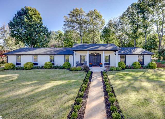 Property at 101 Keene Dr, Travelers Rest, SC 29690, 4 beds, 2.5 baths