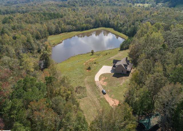 Property at 3973 S Harper Street Ext, Laurens, SC 29360, 4 beds, 3.5 baths