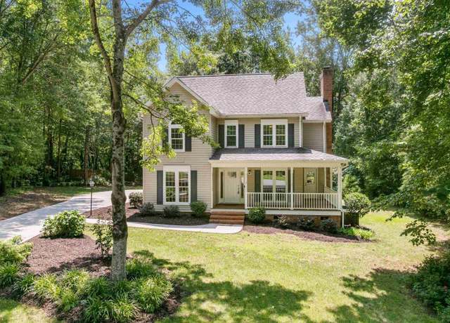Property at 607 Shadow Oaks Dr, Easley, SC 29642, 3 beds, 2.5 baths