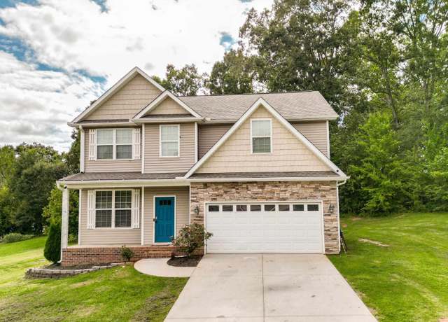 Property at 129 Saddlebrook Ave, Pickens, SC 29671, 4 beds, 2.5 baths