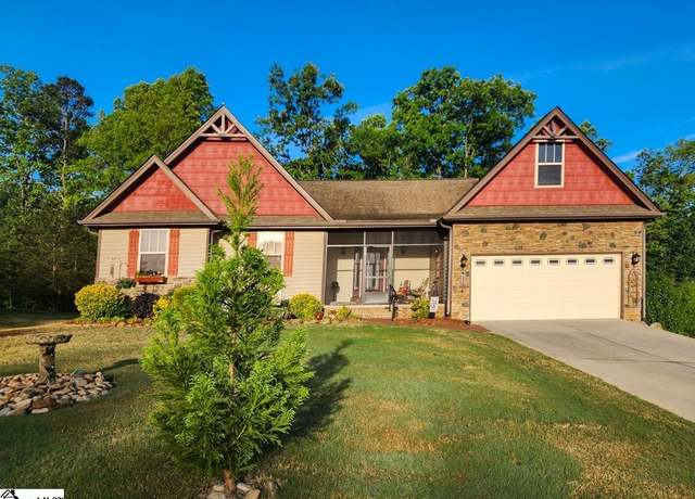 Property at 220 Jewel Ct, Travelers Rest, SC 29690, 3 beds, 2 baths