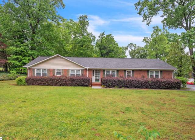 Property at 1 Del Norte Blvd, Greenville, SC 29615, 3 beds, 2 baths