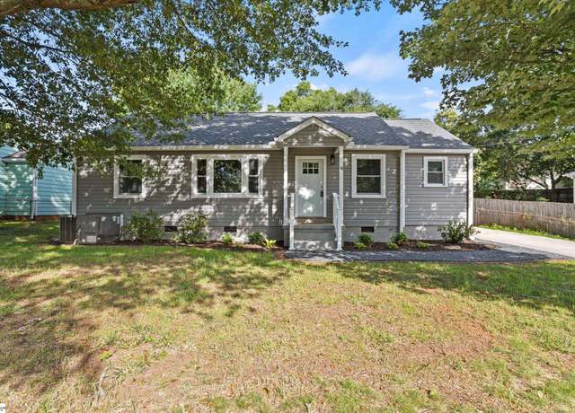Property at 9 Callahan Ave, Greenville, SC 29617, 3 beds, 1 bath