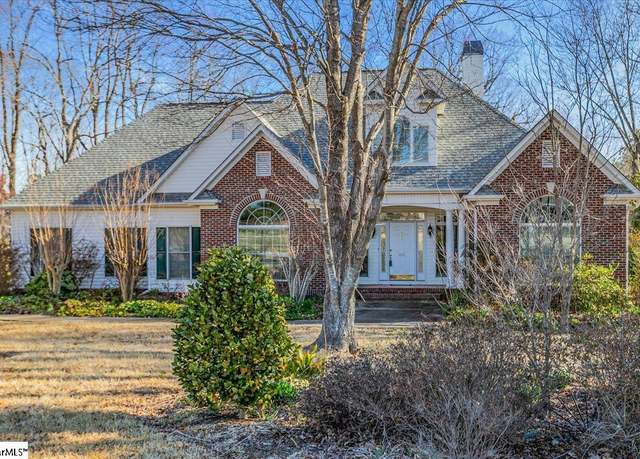 Property at 1655 Scuffletown Rd, Fountain Inn, SC 29644, 4 beds, 2 baths