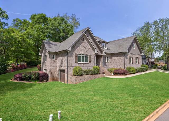 Property at 15 Paddington Ave, Greenville, SC 29609, 5 beds, 4.5 baths