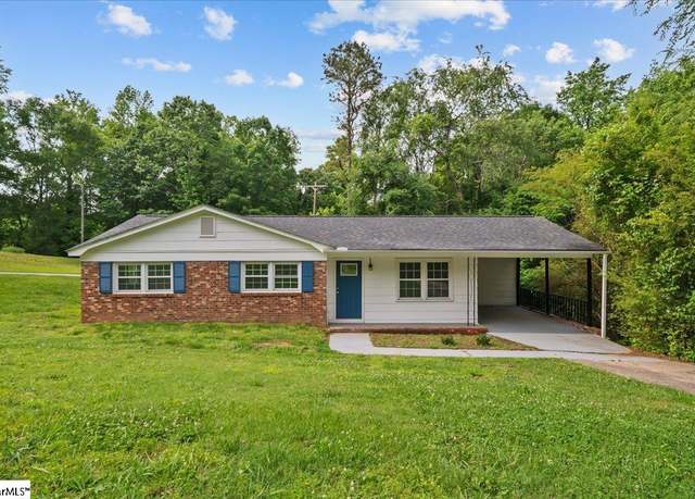 Property at 1082 Hamrick St, Gaffney, SC 29340, 3 beds, 2 baths