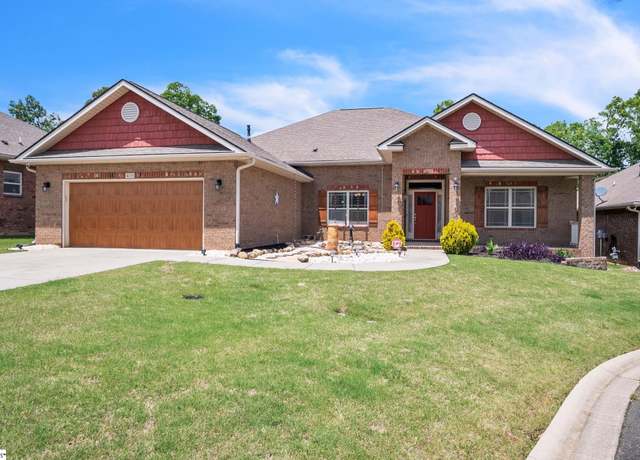 Property at 405 Sunset Farm Ln, Simpsonville, SC 29681, 4 beds, 3 baths