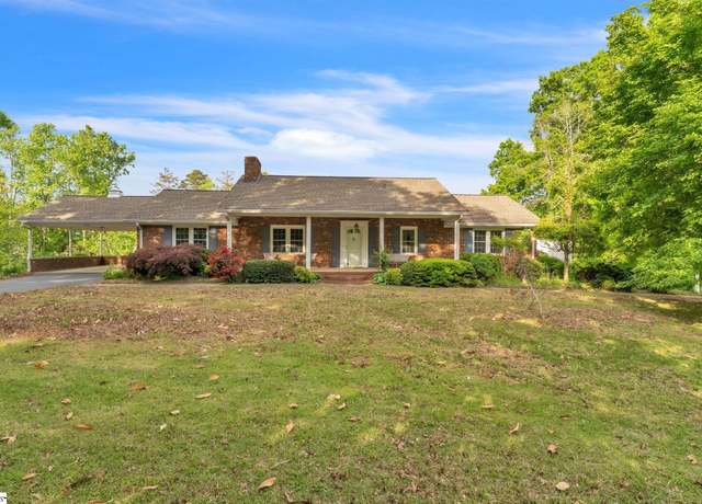Property at 490 Hickory Nut Rd, Inman, SC 29349, 3 beds, 3.5 baths