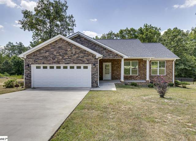 Property at 2015 Pinehaven Street Ext, Laurens, SC 29360, 3 beds, 2 baths