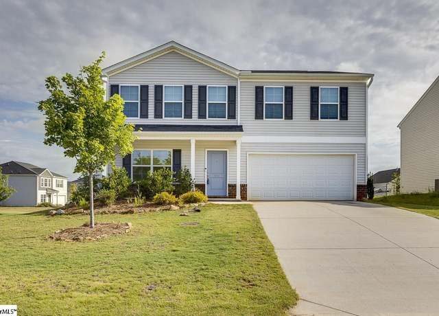Property at 501 Whittier St, Greenville, SC 29605, 4 beds, 2.5 baths