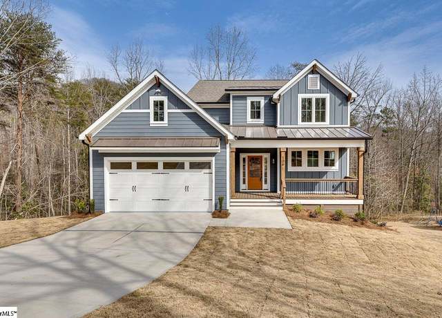 Property at 106 Phillips Ave, Greenville, SC 29609, 4 beds, 2.5 baths