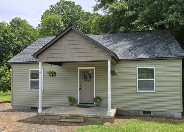 Property at 121 Pacolet Hwy, Gaffney, SC 29340, 2 beds, 1 bath