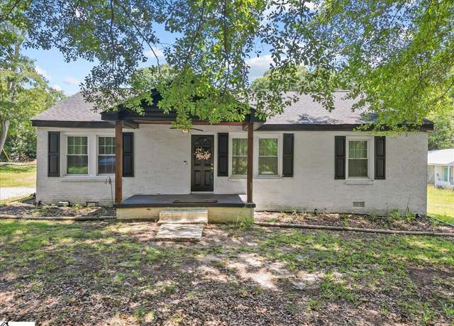 Property at 3703 Keys St, Anderson, SC 29624, 3 beds, 1 bath