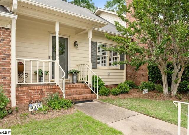 Property at 2015 Cardinal Park Dr, Anderson, SC 29621, 3 beds, 2 baths